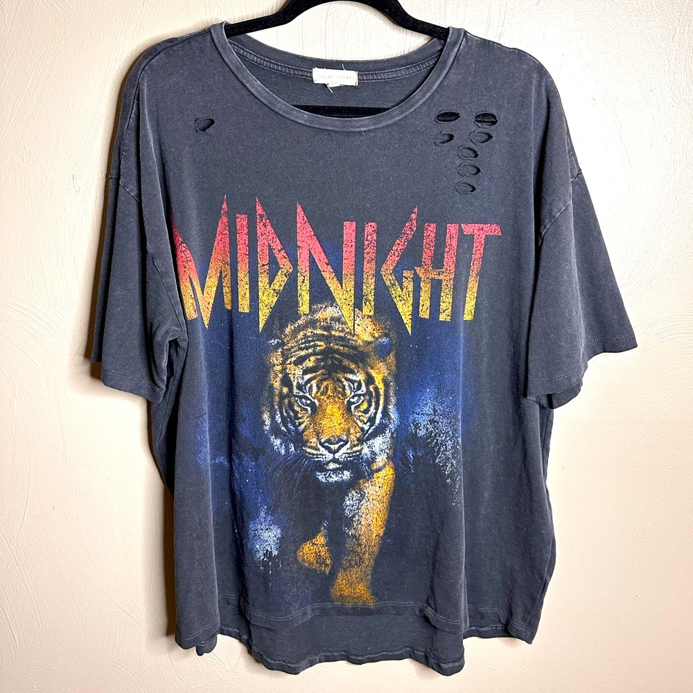 Gilded Intent graphic tee